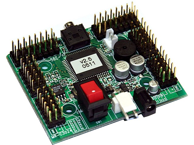 El circuito MRC3024 es capaz de controlar 24 servos y 16 dispositivos adicionales.